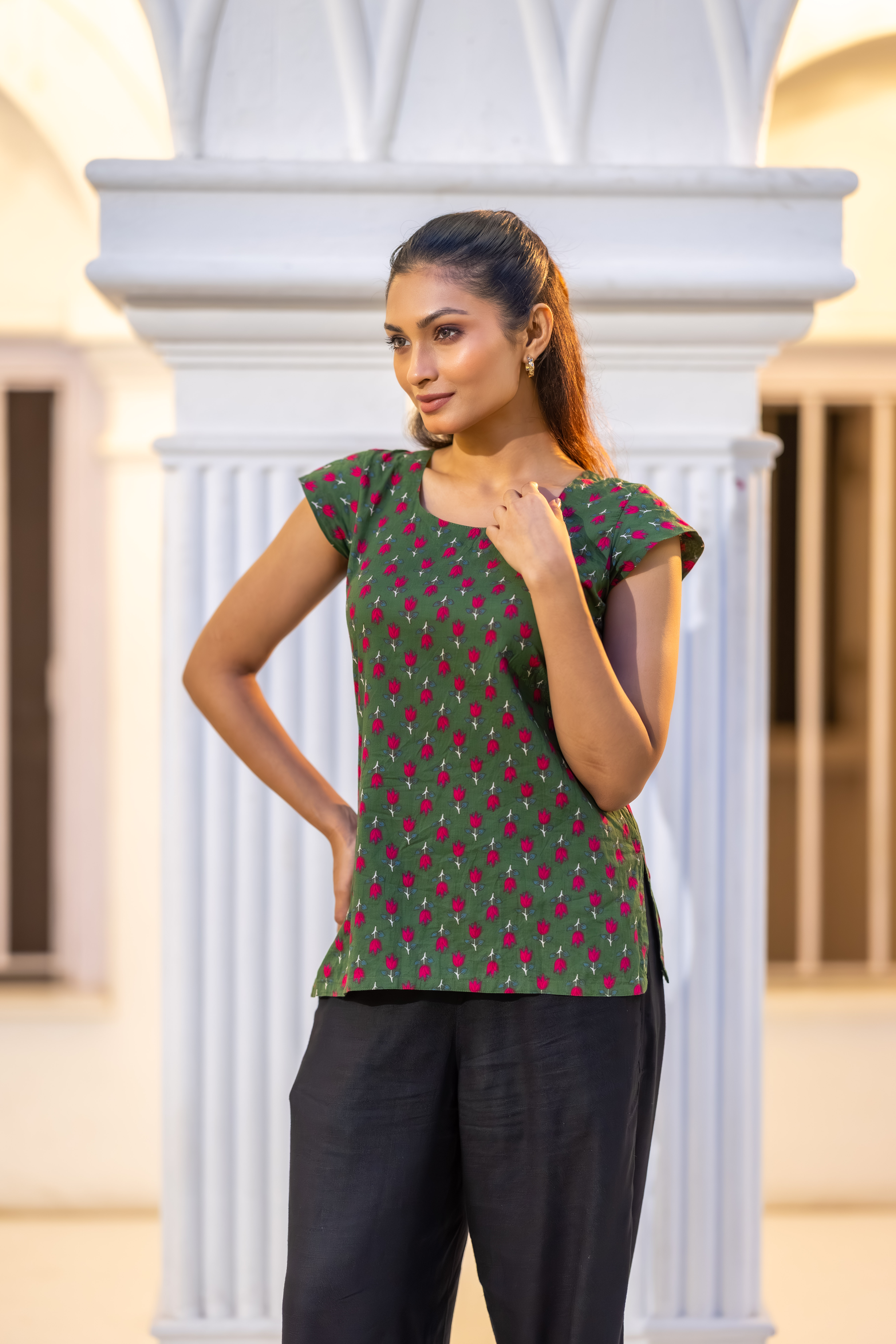 The Naina Kurti