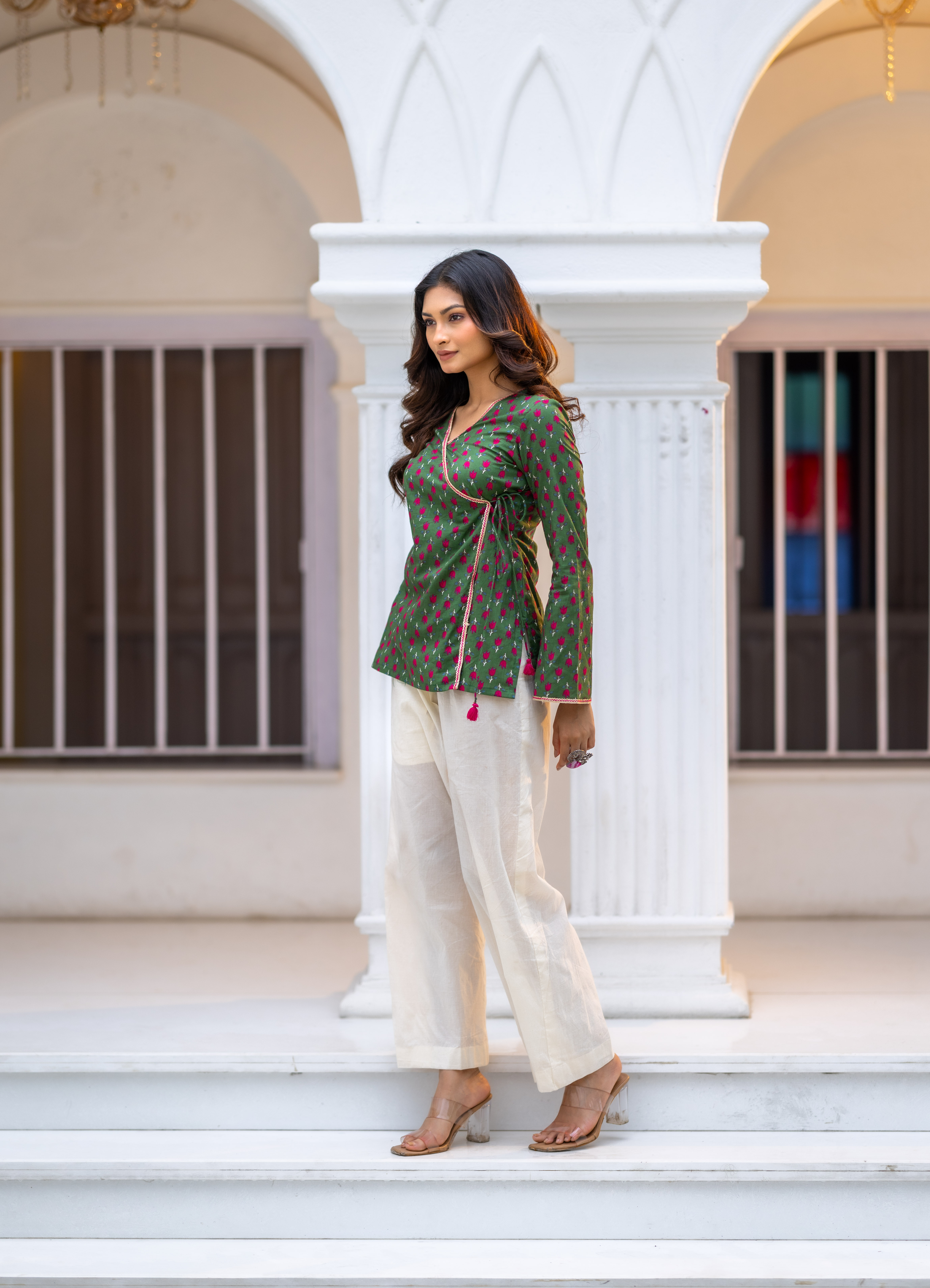 The Sonika Kurti